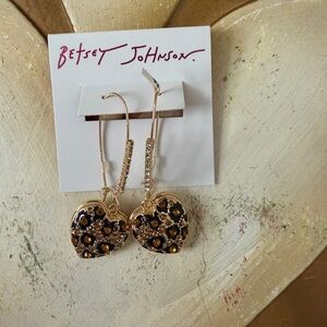 New Release Betsey Johnson Glass Stones Dangle Cheetah Heart Earrings
